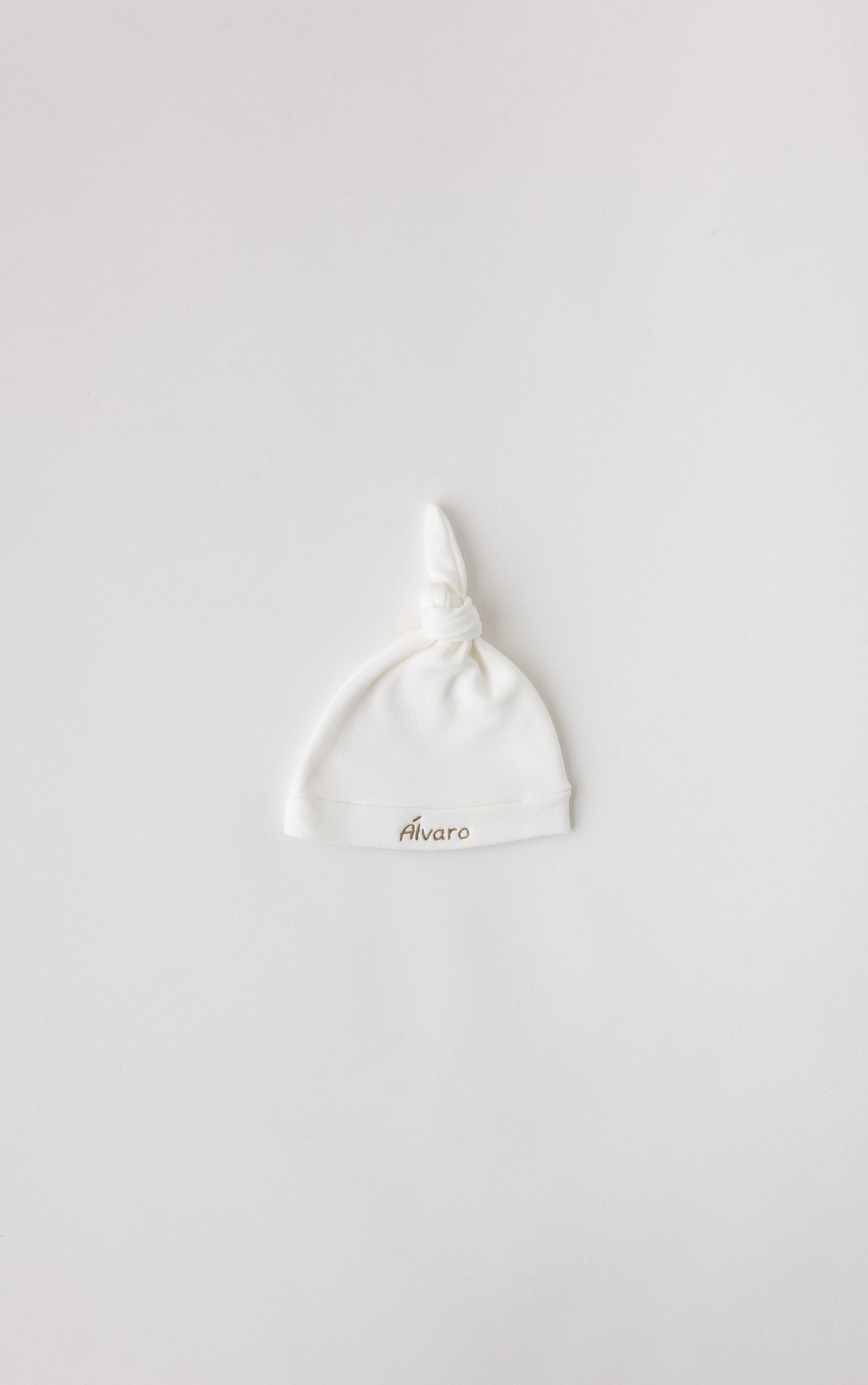 Gorro Born ECRU
